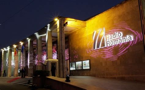 Nirgends in rumänien ist dieser kunterbunte architekturmix so deutlich zu sehen wie in bukarest. Maestro Matthias Manasi at Sala Radio in Bukarest ...