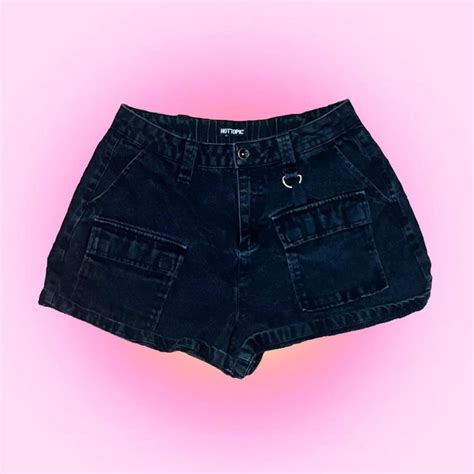 hot topic women s black shorts depop