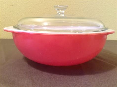 Pyrex Pink 024 Casserole With Matching Lid By Bargainhuntingmom On Etsy Pyrex Vintage Casserole