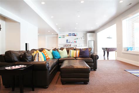 Multiple window units are often arranged in rectangular or irregular groupings that benefit interior functions or features. The Modern Sophisticate: Berkshire Estate: Basement Family ...