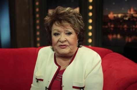 Jiřina bohdalová se narodila roku 1931 v praze. "Jsme také rodina": Jiřina Bohdalová prozradila o ...