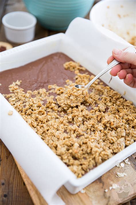 Transfer to baking dish, and use the bottom of a measuring cup or an offset spatula to firmly press heat remaining 3 tablespoons smooth peanut butter in a small saucepan until runny. No-Bake Peanut Butter Chocolate Oatmeal Bars • My Evil ...