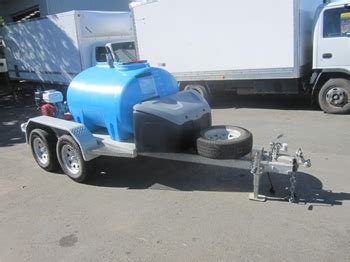 Trailer mounted water tanks are one of the most popular water hauling tank model, and are equipped with a full range of spray components including water storage tanks is a global solutions provider offering our expertise and products to the following states, countries, territories and provinces Trailer mounted water tank with motor and high pressure ...