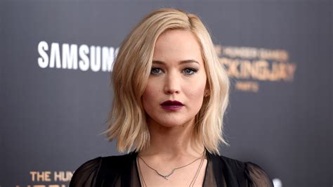 Jennifer Lawrence Really Hates Crystals In Her Home And Crystals May