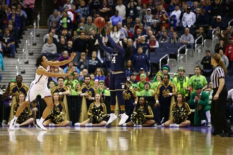 Notre Dame Beats Uconn In Womens Tournament On A Clutch Shot For The