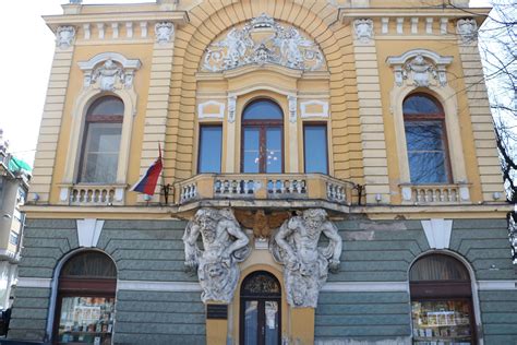 Gradska Biblioteka Visit Subotica