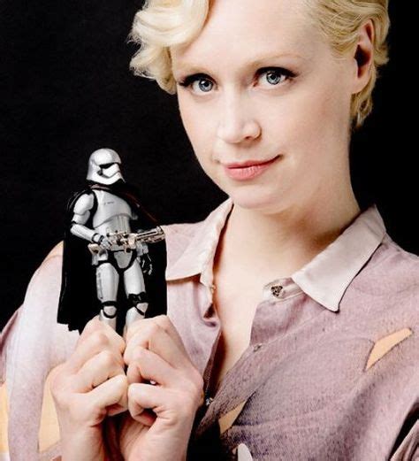 100 Captain Phasma Gwendoline Christie Ideas Star Wars War Captain