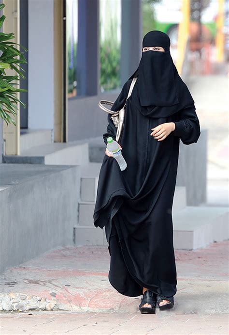 Shari'a (islamic jurisprudence) is the official law of the kingdom. Saudi Arabia: Liberalization, Not Democratization