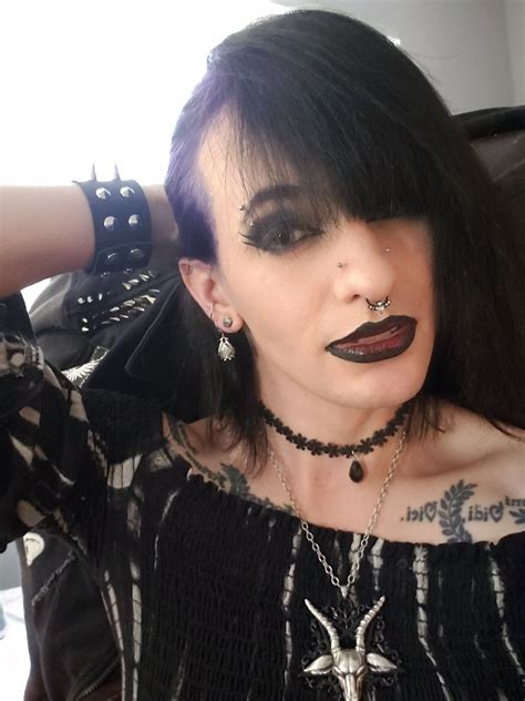 Princess Autumn 🦇⛧🏳️‍⚧️ On Twitter Pissing All By Yourself Beautiful