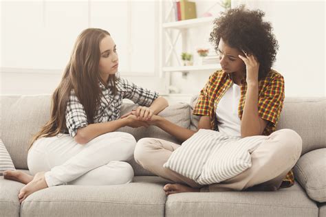 How To Recognise Anxiety In Your Friends And How Can You Help — The