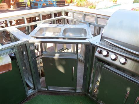 10 times stronger than frames built with cheap steel studs or aluminum! diy built in grill island | ... × 3000 in A BBQ Island ...