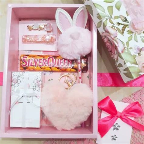 Pink Giftbox Hadiah Ulang Tahun Pacar Cewek / Kado Hadiah Unik Untuk