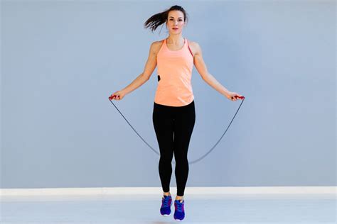 The basic bounce involves jumping with both feet on the ground at a rate of one jump per rope rotation. Jump Rope Workout: A Rope Is All You Need To Get A Killer Body!