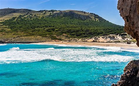卡拉梅斯基達海灘 西班牙馬略卡島巴利阿里群島上令人驚嘆的海濱目的地 照片背景圖桌布圖片免費下載 Pngtree
