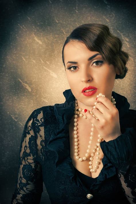 Portrait Of Retro Woman Stock Image Image Of Pearl Expensive 37414543