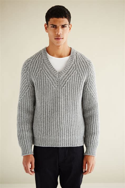 The 5 Sweater Styles To Wear This Fall Knitwear Men Sweaters