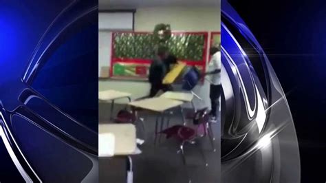 Student Fights Teacher Youtube