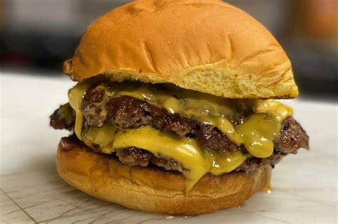 15 Best Burgers In Nashville