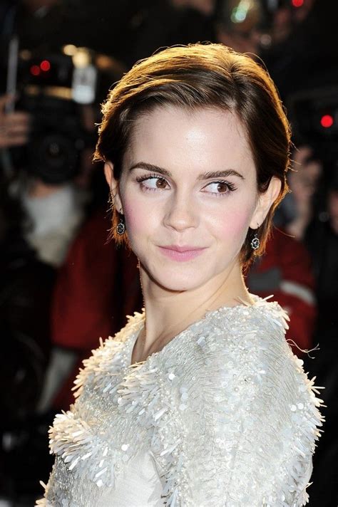 11 Celebrity Hairstyles To Inspire Your New Spring Look Emma Watson