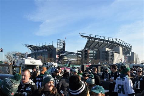 Top 5 Best NFL Stadiums For Tailgating | From This Seat