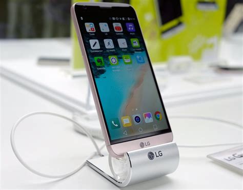 Lg G5 Goes Metal And Modular Includes Removable Battery Best Buy Blog