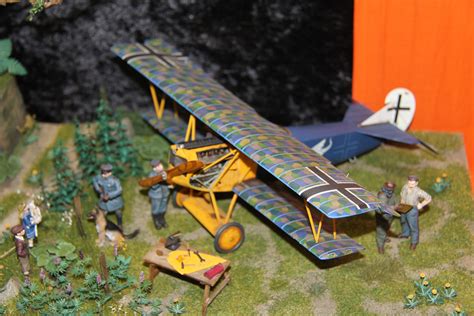 Pin By Bruno Kennes On Wwi Airplanes Outdoor Decor Outdoor Diorama