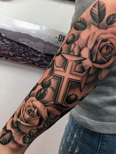 18 Memorable Rose Tattoos For Men In 2021 Tattoo News