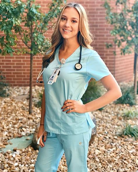 Rn Hannah Baker Looks Absolutely Radiant In Our Sky Blue Eon Scrubs The Lightweight Fabrics