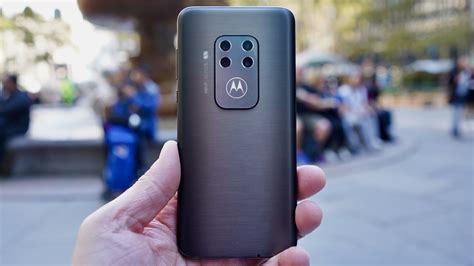 finally,-motorola-flagship-competitors-look-like-they-are-coming-next-year