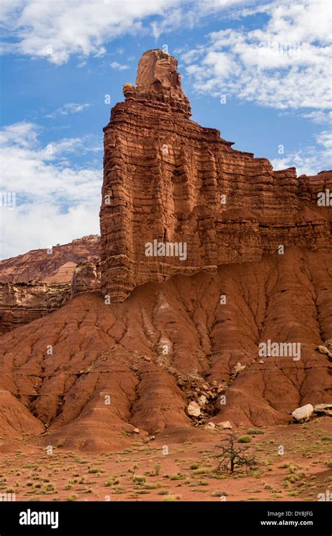 Chimney Rock In Capitol Reef National Park Stock Photo Alamy
