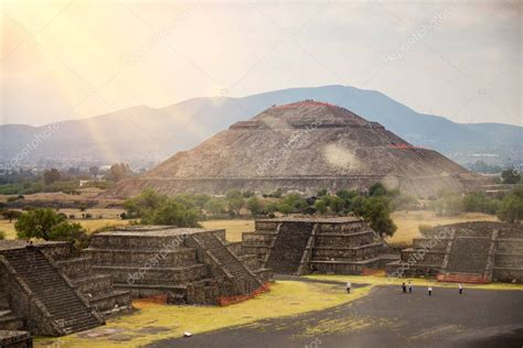 Ruinas aztecas de Teotihuacán en México central 2023