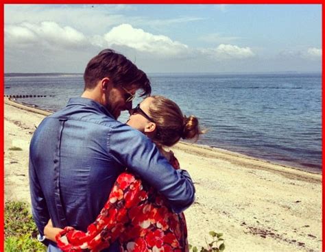 Beachy Keen From Olivia Palermo And Johannes Huebls Most Romantic