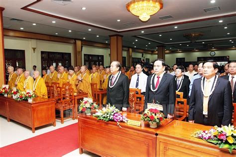 Cho ngày rằm và lễ phật đảng. Giáo hội Phật giáo Việt Nam tổ chức Đại lễ Phật đản Phật ...