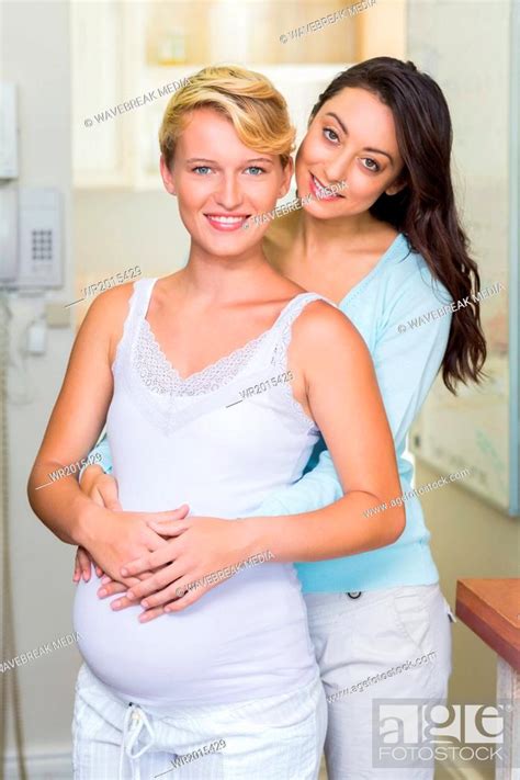 pregnant lesbians sex photos
