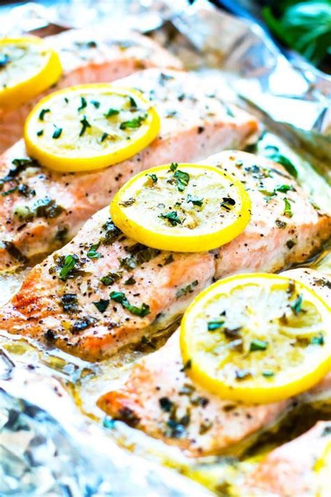 Lemon Garlic Baked Salmon In Foil Evolving Table Recipe Healthy