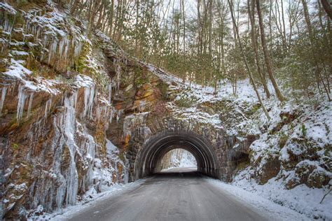 Snowy Tunnel Near Cades Cove Lee Hayes Flickr