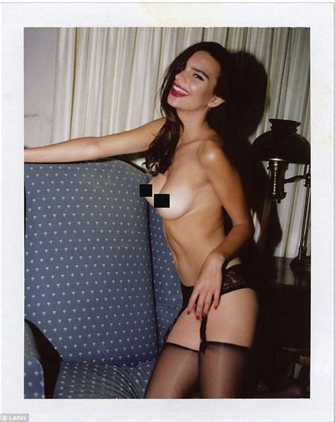 Sluty Model Emily Ratajkowski Nude Polaroid Photos Scandal Planet