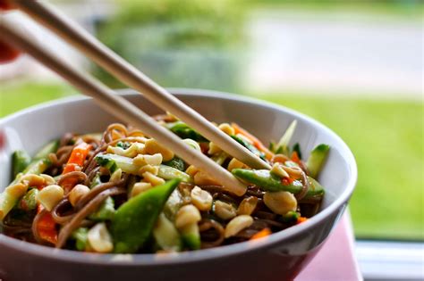 Watch the video explanation about how to use chopsticks for noodles? mamacook: Soba Noodle Salad