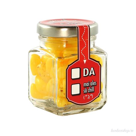 No matter if you're celebrating valentine's day or planning for the day you're no longer part of the forever alone club, here are some choices that might align a little more. Borcan ,,Netflix and Chill" banane - BonBon Candy