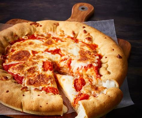 Pizza Con Crosta Ripiena Di Formaggio Cookidoo® The Official