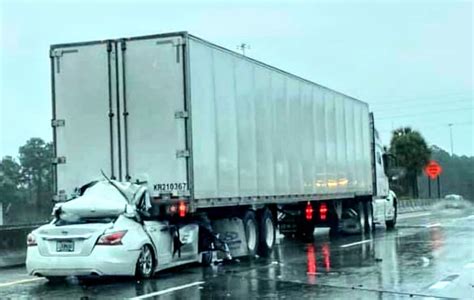Lethal Underride Crashes Between Cars And Large Trucks Road Safety Usa