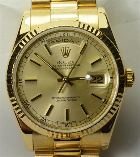2001 Mens 18k Yellow Gold Rolex President Wristwatch Model 118238 W