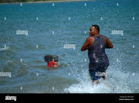 Pacific Islander Men Hi Res Stock Photography And Images Alamy