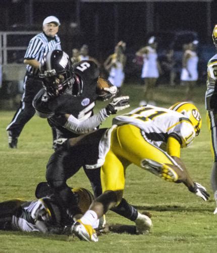 Prep Football Smiths Station Holds Off Jeff Davis