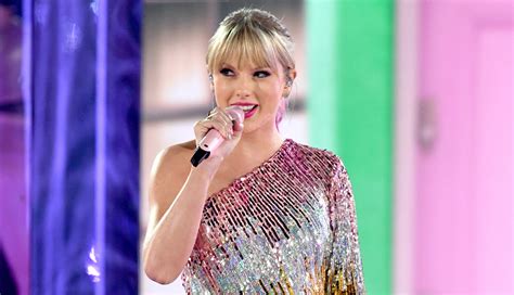 Mp3.pm fast music search 00:00 00:00. Watch Taylor Swift's Gorgeous, Glittery "ME!" Lyric Video ...