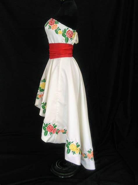 Embroidered Mexican Dress Vestido Mexicano Etsy Mexican Dresses Traditional Mexican Dress