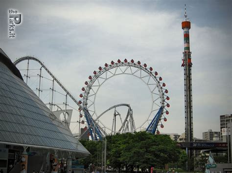 Tokyo dome city ferris wheel and roller coaster tracks. Fotogallery 2010 | Album | Tokyo Dome City Attractions ...