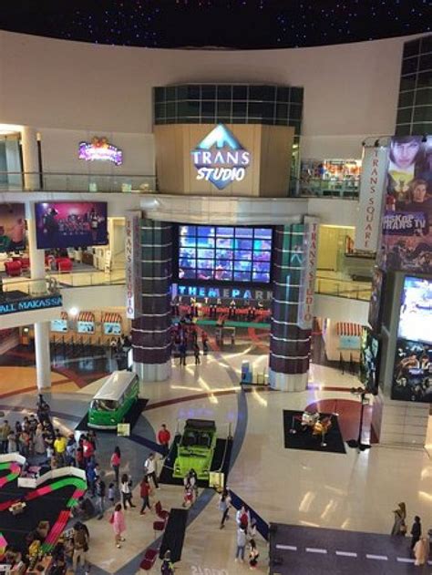 8 Mall Di Makassar Yang Paling Ramai Dikunjungi