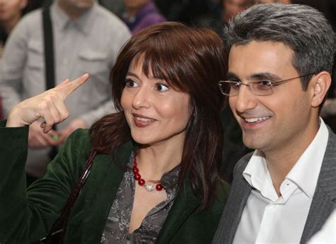 Vizualizaţi profilul complet pe linkedin şi. Oana Sârbu vorbește despre relația cu Robert Turcescu ...