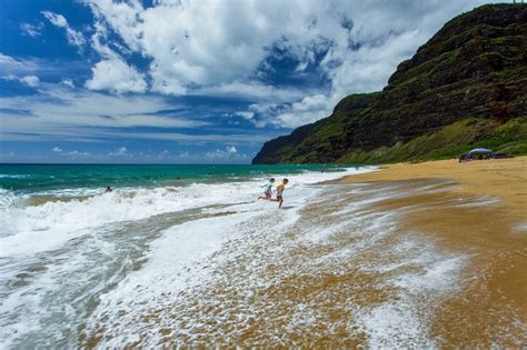 10 Gorgeous Yet Dangerous Beaches In Hawaii